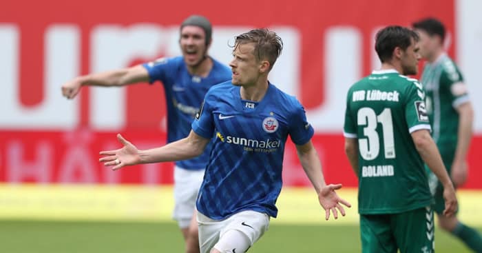 24 de julio. Predicción Hansa Rostock vs Karlsruher - Bundesliga 2 de Alemania