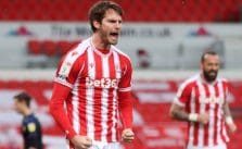 27 de octubre. Pronóstico Stoke vs Brentford - EFL Cup de Inglaterra