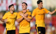 06 de agosto. Pronóstico Leeds vs Wolverhampton - Premier League de Inglaterra