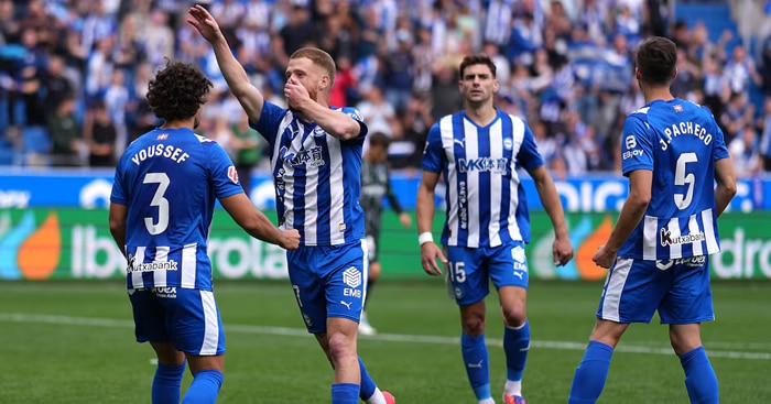 Pronóstico Deportivo Alavés vs Valencia CF – | LaLiga | 20-10-2025